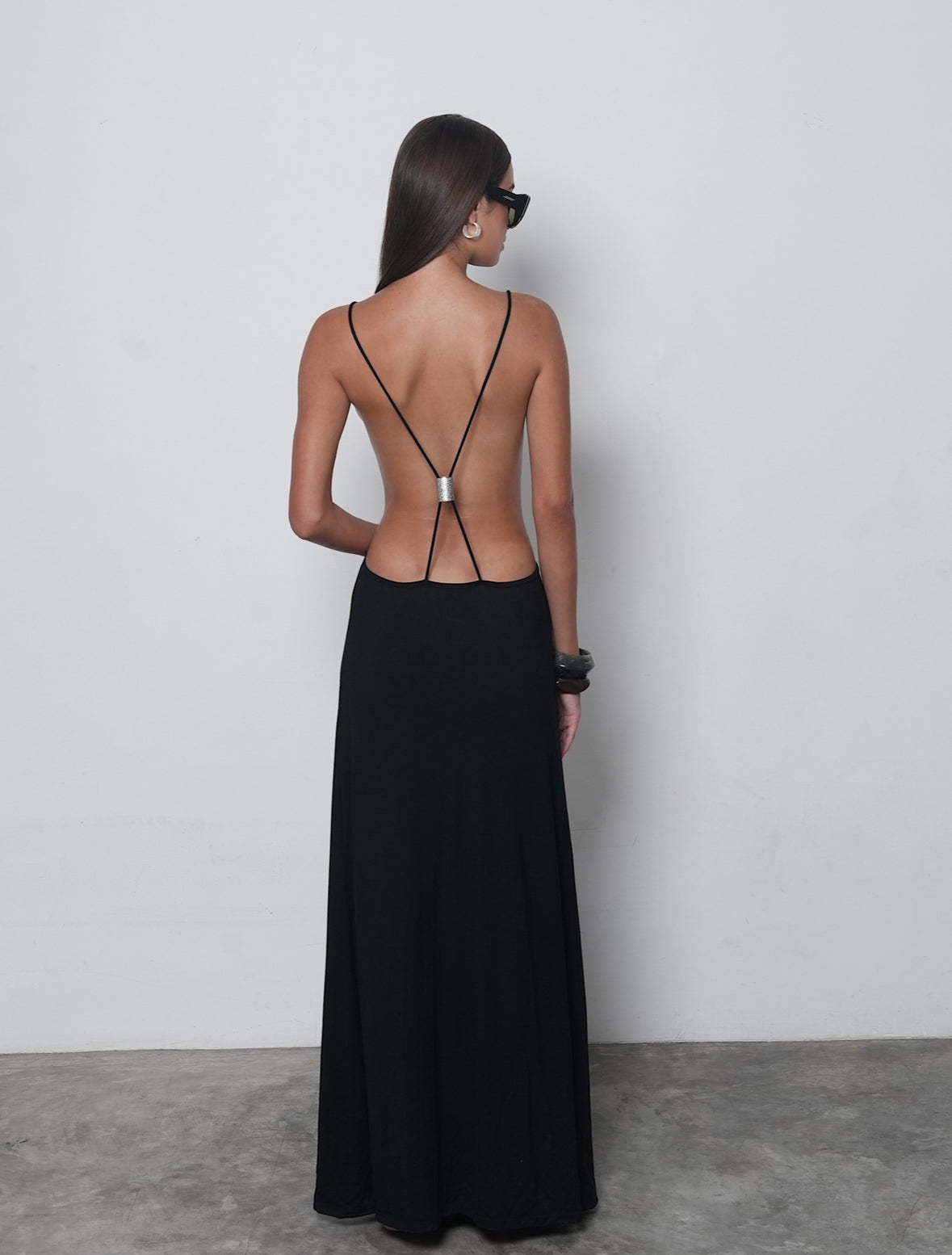 LE LUXE cut out maxi cross back
